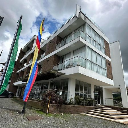 Luxury Hotel Санта-Роса-де-Кабаль Экстерьер фото